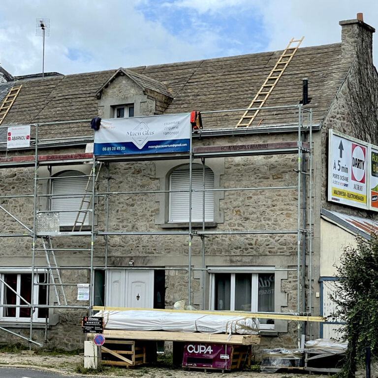 Chantier de renovation de toiture en ardoise